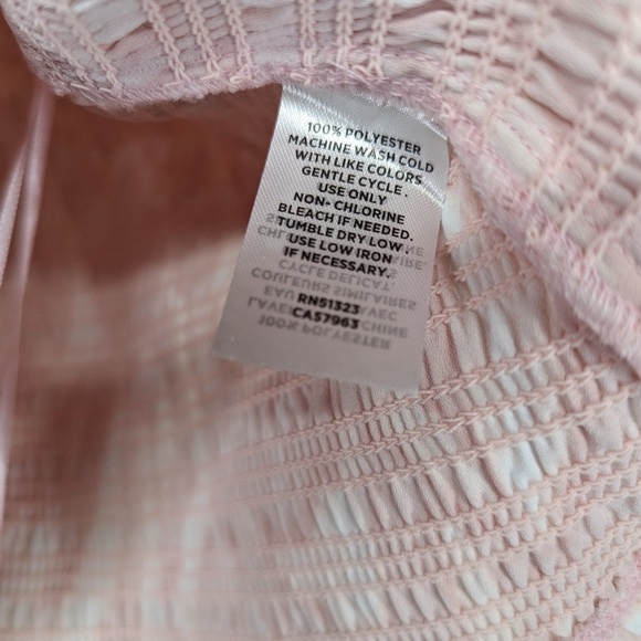 HALOGEN Blouse Size XS Pink Variegated Smocked Long Puff Sleeve In Scrollin New - Picture 5 of 5